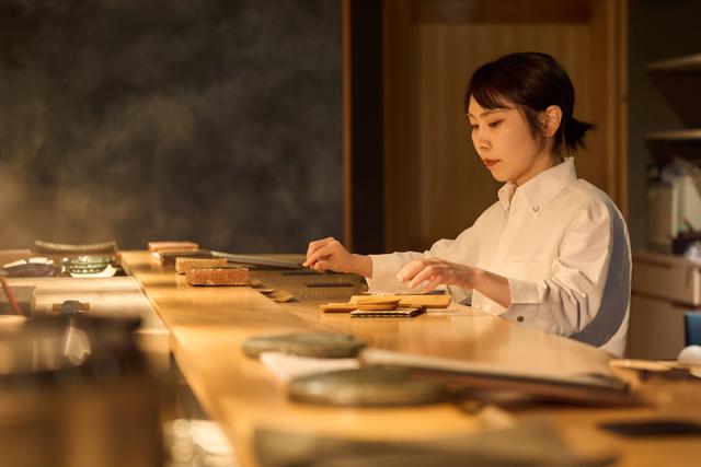 年功序列のないフラットな環境＋寿司職人からもホールスタッフからも店長を目指せる舞台＋「入社後のギャップがない」の声いただいてます！◎昇給年4回＆福利厚生も充実