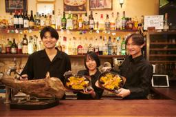 全国大会で幾度も優勝した名物のパエリアなど、本格的なスペイン料理の技術を学べます。