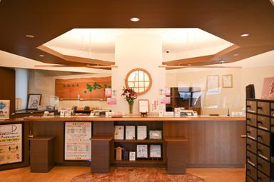 「天然温泉 きぬの湯」内の『和食処「米のはな」』にて、ホール主任を募集しています。