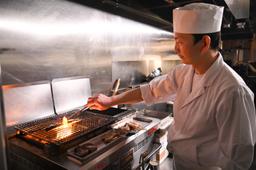 「天然温泉 きぬの湯」内の『和食処「米のはな」』にて、料理長候補を募集しています。