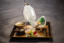 創業100年以上！月岡温泉で愛され続ける老舗旅館です。