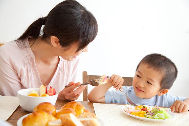 特別な資格や経験は不問！未経験からはじめる“子どもたちの笑顔を育む調理”の仕事です。やさしい気持ちで取り組める環境で、食を通じたあたたかい支援をしませんか？