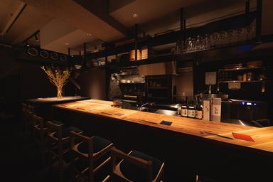 カウンター越しに伝わる技術と想い。料理人としての所作まで評価される割烹です