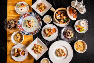 長崎新地中華街近くの中国料理レストラン『桃苑』。ホテル内の落ち着いた空間で働けます。
