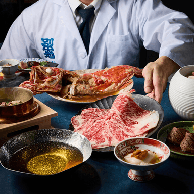 銀座の和業態で、料理長として調理もメニュー開発も担える環境です。