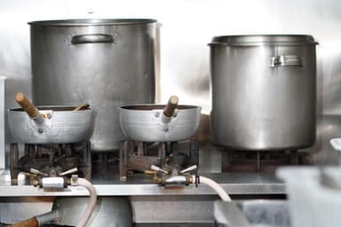 地元の人に長く愛されるお店を目指しています！