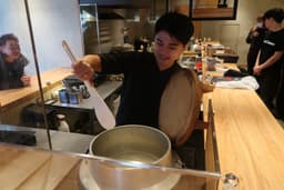 新店立ち上げを含む当社4店舗で店舗スタッフを募集します