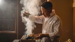 お客様に喜んでいただくことはもちろん、仲間と支え合いながら成長していきたい方を歓迎します。