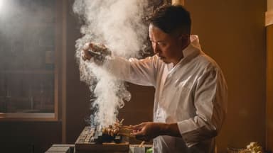 お客様に喜んでいただくことはもちろん、仲間と支え合いながら成長していきたい方を歓迎します。