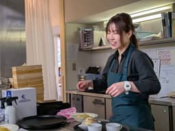 自然とアートに囲まれたカフェレストランを動かす中核を担うホールマネージャー候補募集！