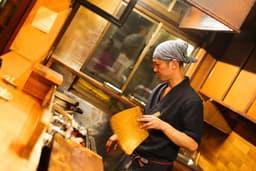 池袋で人気のうなぎ専門店『かぶと』で料理長候補スタッフ募集！