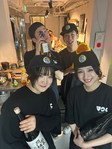 上質な食材を扱う焼肉店と居酒屋で、調理スタッフを募集します。