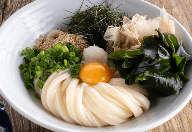 モチモチ麺とこだわりの天然出汁が自慢。お客様を笑顔にする一杯を、一緒につくりませんか？