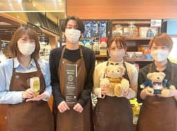 亀戸駅直結の好立地。通勤しやすく、地域のお客様に親しまれるタリーズで働けます。