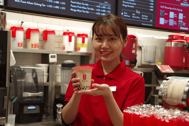 【月給34万円～／月10日休み（年間休日119日）】飲食経験を、次は“お店を動かす力”に！世界的有名ブランド「ゴンチャ」の運営に携われる◎店長以上のポジションも