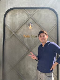 芝公園駅徒歩3分。メディアも注目のサラダパスタ専門店です。