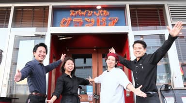 「人が店を創り、人が会社を創る」がモットー。スタッフ一人ひとりの成長が、店舗の力になります。