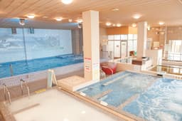広々とした敷地を誇る「石和健康ランド」。安定した環境で働けます
