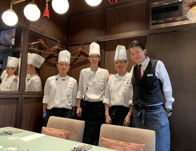 【紹介案件】月9~11日休み/『人形町今半』が手がける昭和8年創業の洋食店。バイト経験のみの方も歓迎。丁寧な指導で、どこに行っても通用するスキルを習得できます◎