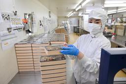 調理経験を活かし生産管理や人材育成など、管理職への道が開けます。