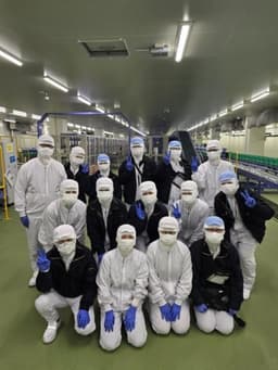 高齢者施設や病院向けの食事サービスを支える、神戸工場での調理スタッフ募集です。