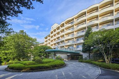 スタッフとのコミュニケーションを大切にしながら業務に取り組んでください