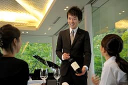 3年に1度の30日間リフレッシュ休暇やフレックスキャリア制度により、私生活を大切にしながら働けます。