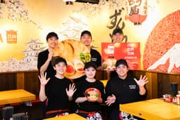 \姫路から世界へ/ この一杯から、1,000店舗への挑戦が始まる。