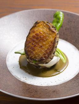 高級ワインブランドが手がける直営レストランでキッチンスタッフを募集