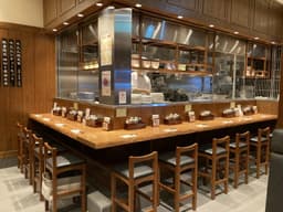 未経験者でも月給29万円からスタートでき、早期にキャリアアップを目指せる環境が整っています。
