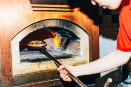 ワイワイ楽しく働けるカジュアルイタリアンのお店で一緒に成長しませんか?