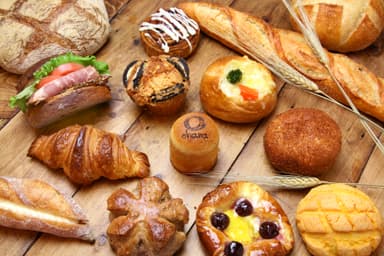 石窯で焼き上げる120種類以上!『Bakerys Kitchen ohana』で製パンスタッフ募集!