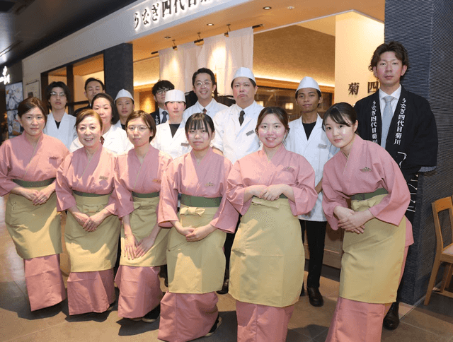 広島駅/月給28万~34万円!日本の伝統「鰻」を世界に発信する舞台で鰻の美味しさ、魅力を伝えていきましょう。スタッフの自主性を何よりも尊重します◎完全週休2日