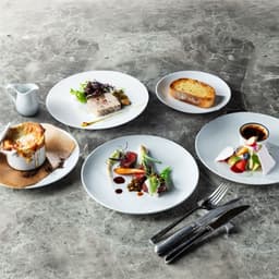 現場の指揮を執る料理長候補を新たに募集することになりました