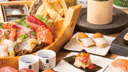 スシローのDNAを継承する大衆寿司居酒屋「杉玉」で、最短1ヶ月で店長へ。