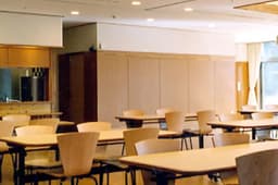 栄養マネジメント業務のみならず、調理レクや地域行事を通じて利用者様と直接触れ合える機会が豊富です。