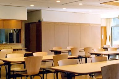 栄養マネジメント業務のみならず、調理レクや地域行事を通じて利用者様と直接触れ合える機会が豊富です。