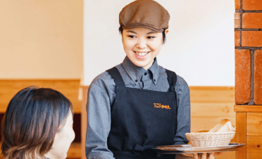 全国転勤なし・年間休日121日で九州に腰を据える!コメダ珈琲店で始める新しいキャリア