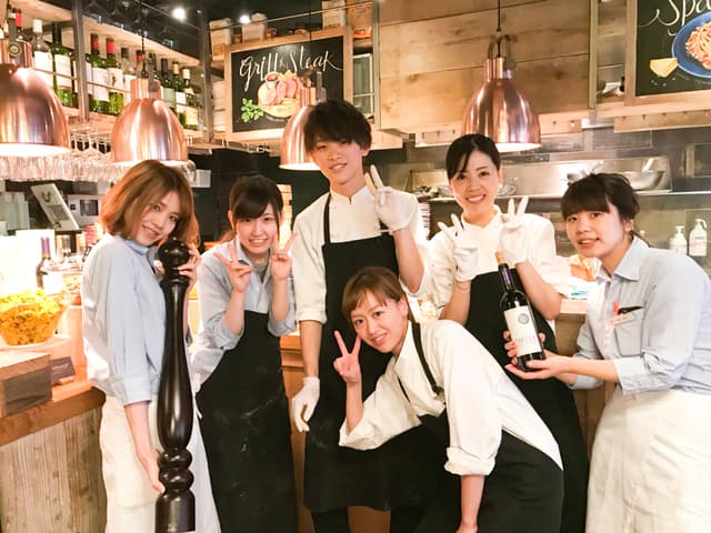 【月8休み×賞与年2回】■U・Iターン歓迎!家賃1万円の社員寮あり■本格イタリアンで正社員募集!未経験からでも、店舗運営のノウハウをイチから伝授します!