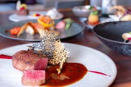 国内外のお客様を迎えるリゾートホテルで洋食調理部門管理職を募集。