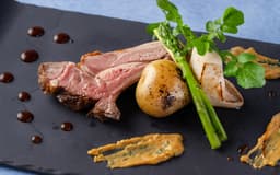 スーシェフ候補として朝食ブッフェやイタリアンレストランでの仕込み、調理、企画まで幅広く携わります。