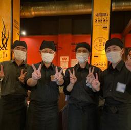 未経験から接客スキルを磨ける環境。 日々の成長や挑戦が、しっかり評価につながります!