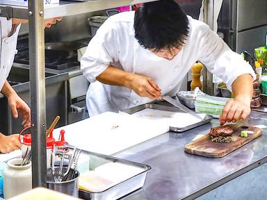 創業60年以上になる精肉店直営のダイニングレストラン&バー