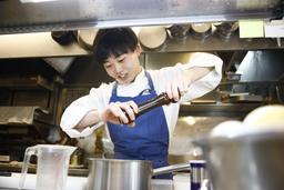 愛犬と泊まれるリゾートホテルの新規開業にともない、調理スタッフを募集!