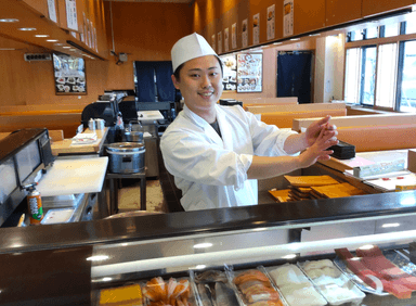 経験を活かしながら、恵比寿で寿司職人としてさらに腕を磨けます。