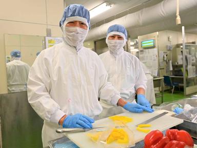 当社はANAグループの一員として機内食の調理や搭載業務などを手がけている会社です