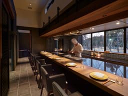 『鉄板焼・しゃぶしゃぶ 樹々 -JUJU-』で、厨房の中核を担う副料理長候補を募集!