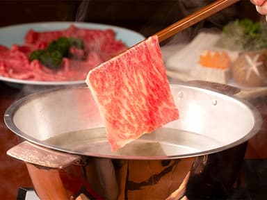 完全週休2日制で月9〜11日の休日。プライベートを大切にしながら心身共に健康に働けます。