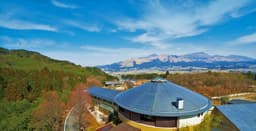 リニューアルオープンのため、新しく清潔感のある職場で、仲間と共に一からの店づくりに携われます。