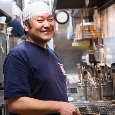 仙台で長く愛される牛たん専門店。その味を、現場から支えています。